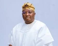 POWER MINISTER PROMISES TO END UCH/UI POWER ISSUES WITH 50MW SOLAR GRID